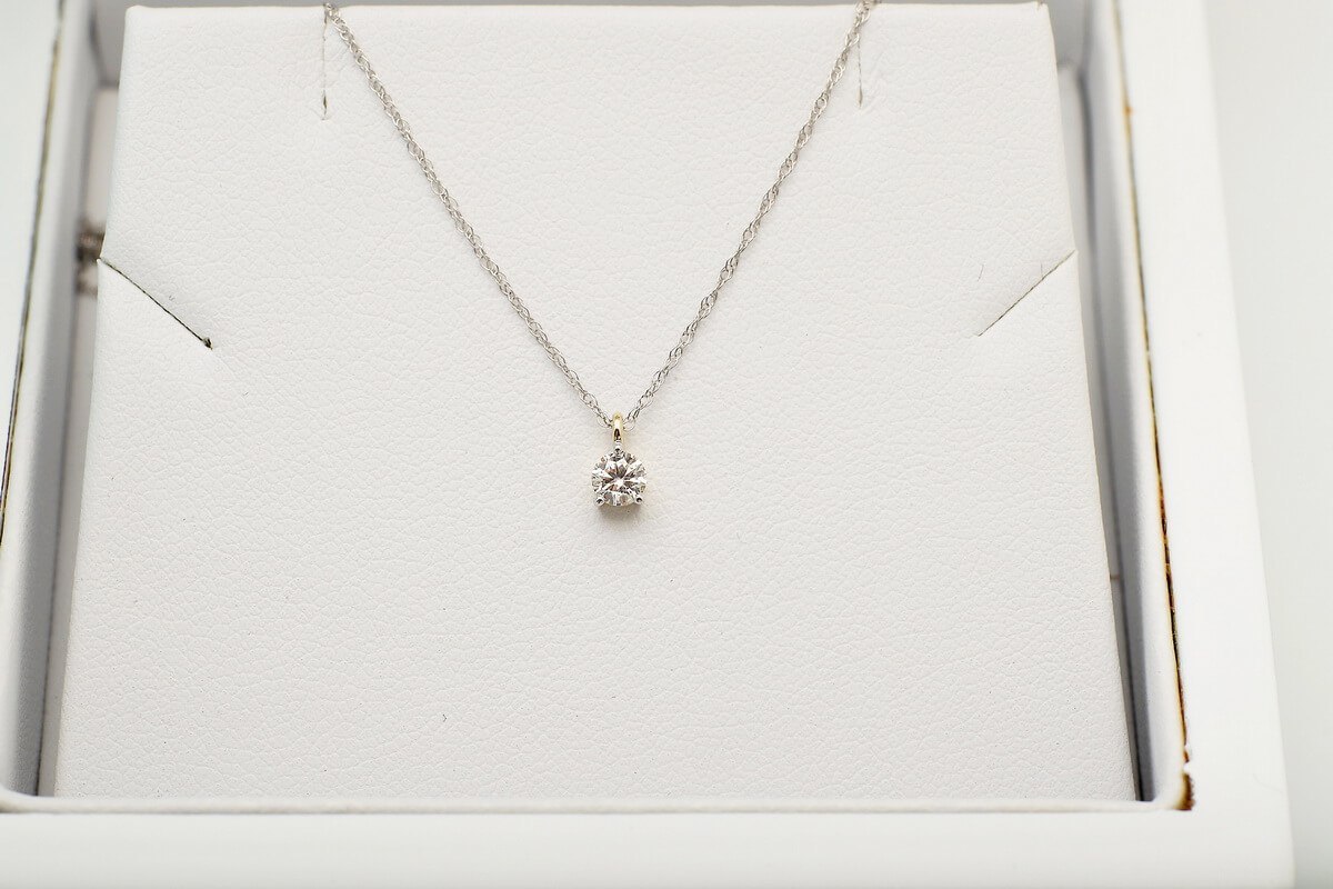 Złoty naszyjnik NZD5901 - Diament